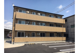 ゴールドウイング B棟の外観