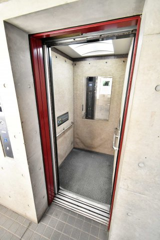 メネダスのその他設備