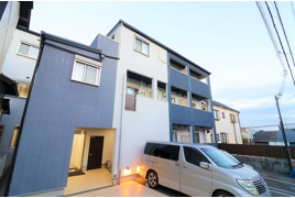 TreCourt灘の外観