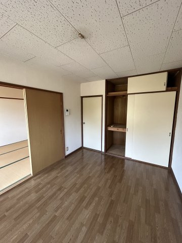 【シティーハイツEiの居間】