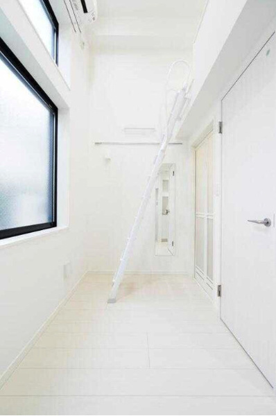 カーサ・イリスの居間