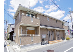 大和郡山市東岡町のアパートの外観