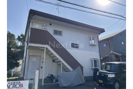 サンレイク湖畔の外観