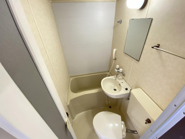 サンパレス21上ヶ原の浴室