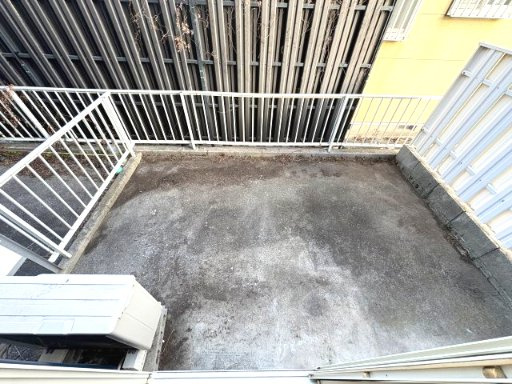 【ハイツアグラの庭】