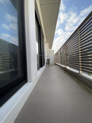 SHINSAIBASHI1921のバルコニー