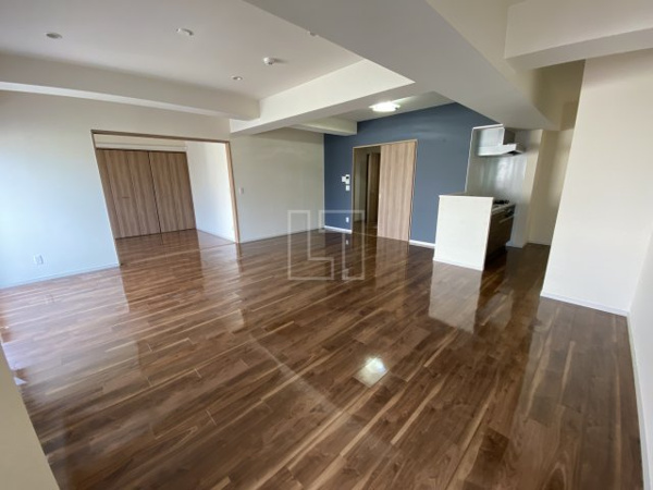 SHINSAIBASHI1921の居間