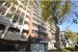 ライオンズマンション栄第2の外観