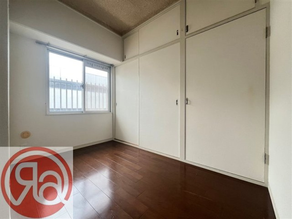 あみだ池ハイツの居間