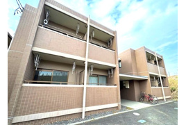 ロイヤル若木の外観