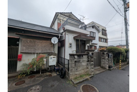 伊丹市春日丘２丁目貸家の外観