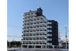 ラフェエスタ大塩の外観