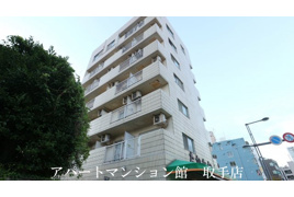 たかなかビルの外観