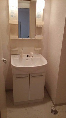 【パークヒルズ中央12の洗面所】