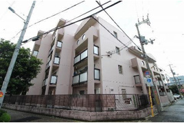 石橋ハイツの外観