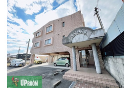 アズールの外観