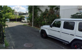 山手駐車場の外観