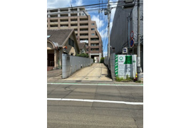 仙台市青葉区柏木の駐車場の写真