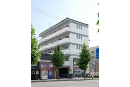 サン・ウエストくらの外観