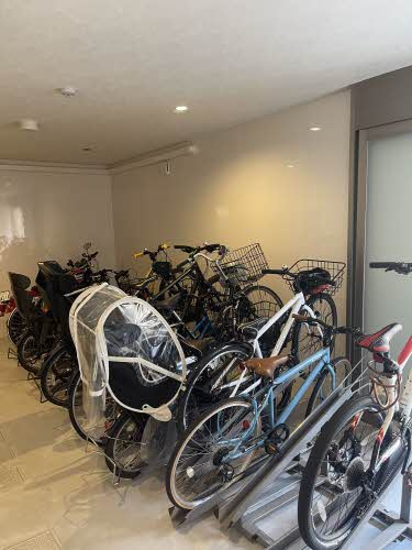 【アズール牛田本町のその他】