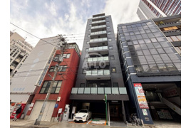 M.BALANCE MIDOSUJI HOMMACHIの外観