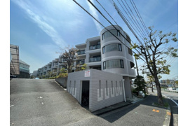 ガーデンハイツ桃山台2番館の外観