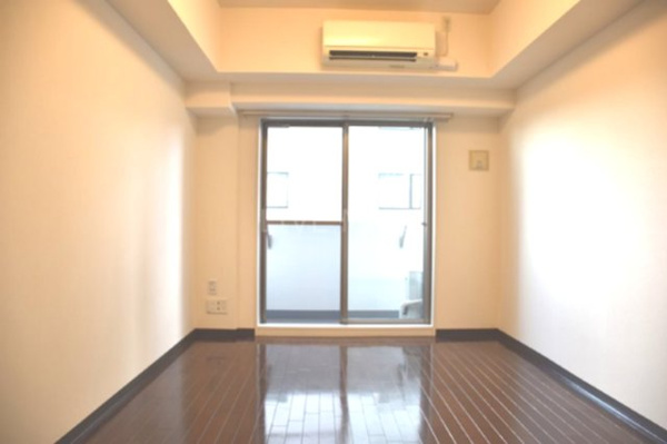 エステムプラザ京都烏丸五条の寝室