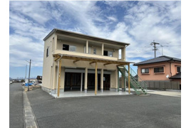 八代市鏡町貸事務所・倉庫の外観