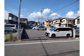 大蔵八幡町駐車場の外観