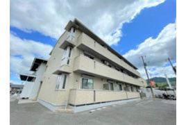 ラクト鶴江の外観