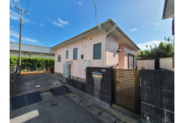 長生村一松丁貸家の外観