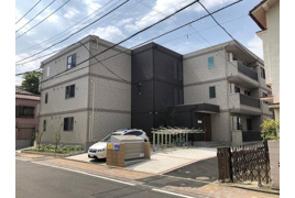 横浜市中区本郷町のマンションの外観