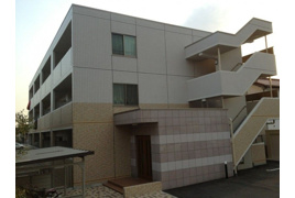 Charmant Mukaiyamaの外観