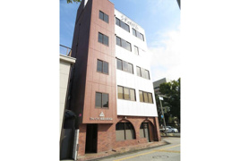 THE CITY 姫路市役所前の外観