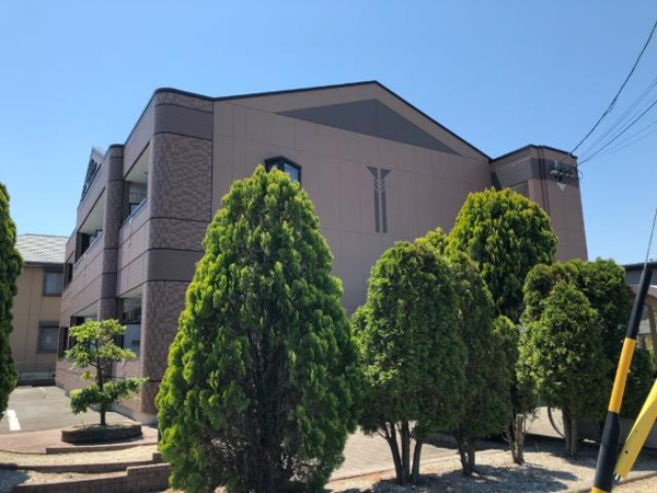 マリンガーデンの外観