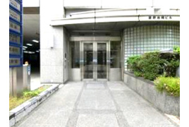 辰野枚岡ビルの外観