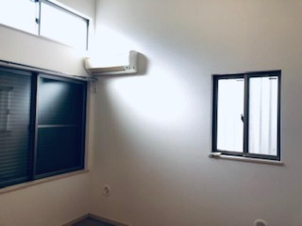 ソレイユ馬堀海岸の居間