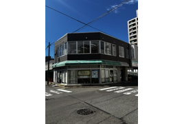 南通商店街店舗　１階の外観