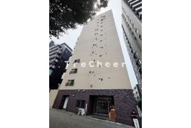 初台中央マンションの外観