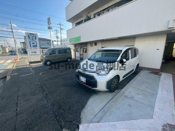 ラポールコーポⅠの駐車場