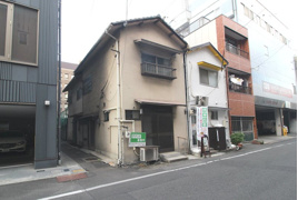 岩田町テナントの外観