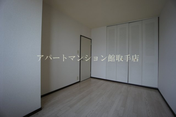 【ビラージュ取手の寝室】