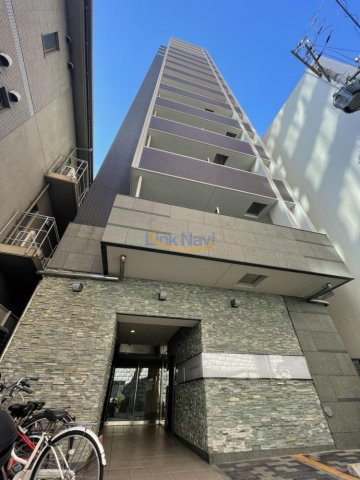 【レジュールアッシュ梅田AXIAの外観】