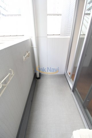 【レジュールアッシュ梅田AXIAのバルコニー】