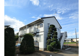 ファミールトムAの外観