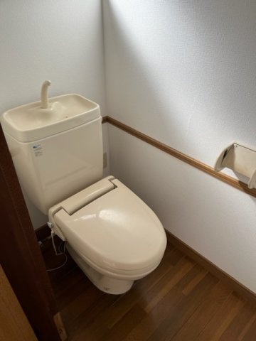 【笛木アパートのトイレ】