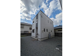 フィットヴィラ助任の外観