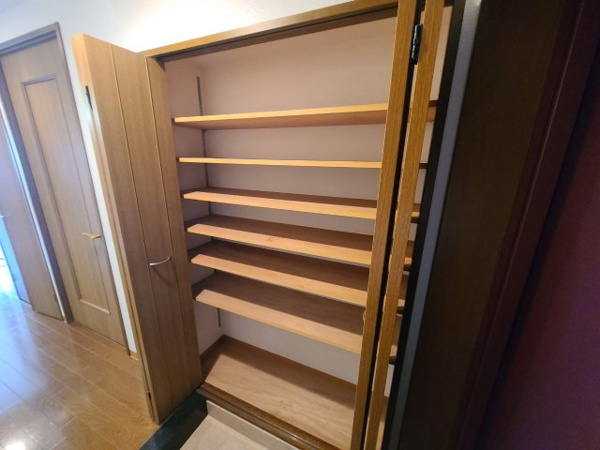 【名古屋市千種区唐山町のマンションの収納】