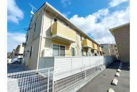 サンヒルズ愛坂　A棟の外観