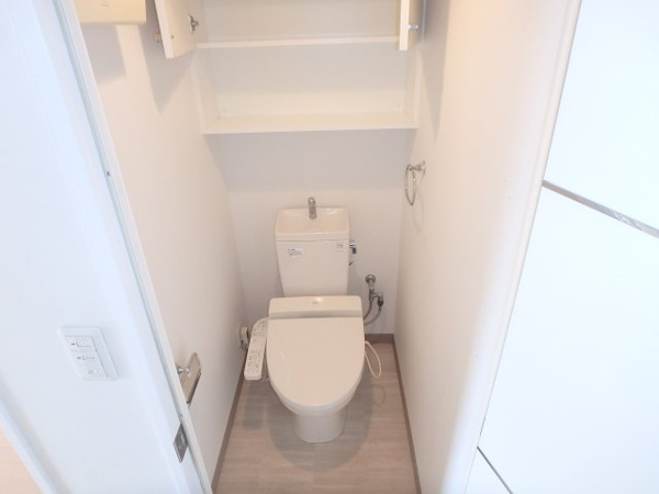 プレサンス大阪ドーム前ファンタジアのトイレ